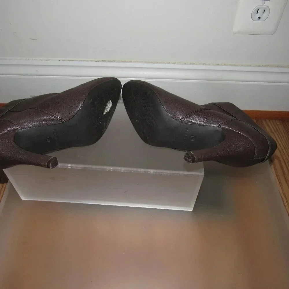 STYLE & CO Brown Ankle Booties Heel Shoes Size 7.5 - Picture 5 of 6